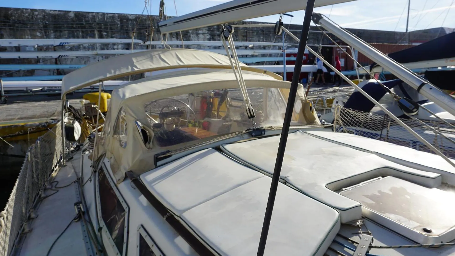 Gloria Sailing Hotel Palermo Botel